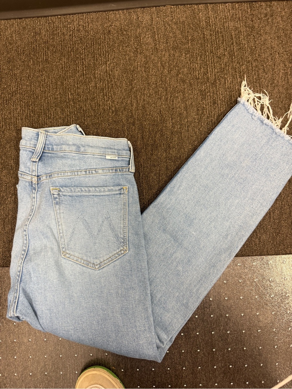 MOTHER Light Blue Ankle Crop Jeans - Frayed Hem